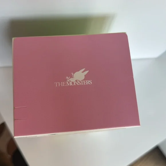 POPMART EXCITING MACARON LABUBU GREEN GRAPE - Picture 7 of 8